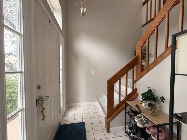 Building Photo - 159 Winchester Dr