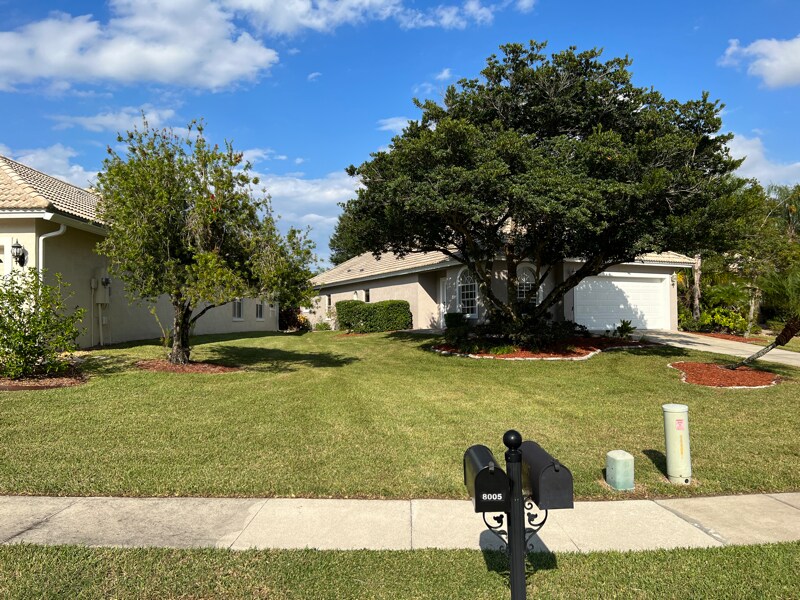 8007 Saint Andrews Way, Mount Dora, FL 32757 House Rental in Mount