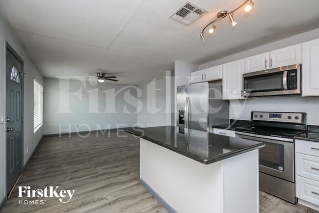 Foto del edificio - 11509 E Elton Ave
