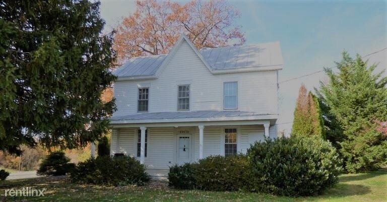 Primary Photo - 2 br, 1.5 bath House - 21610 Clarksburg Rd