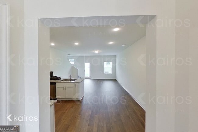 Building Photo - 145 Dudley Wy