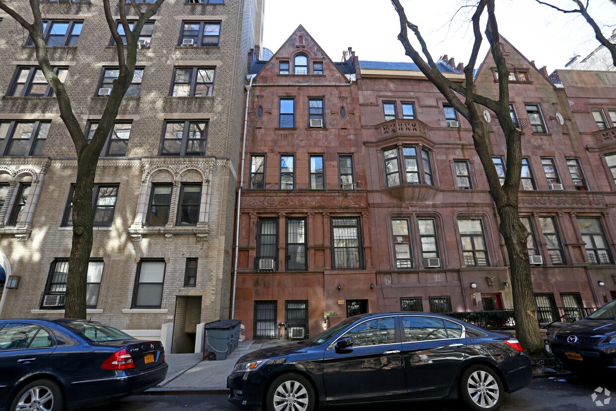 Foto del edificio - 36 W 90th St