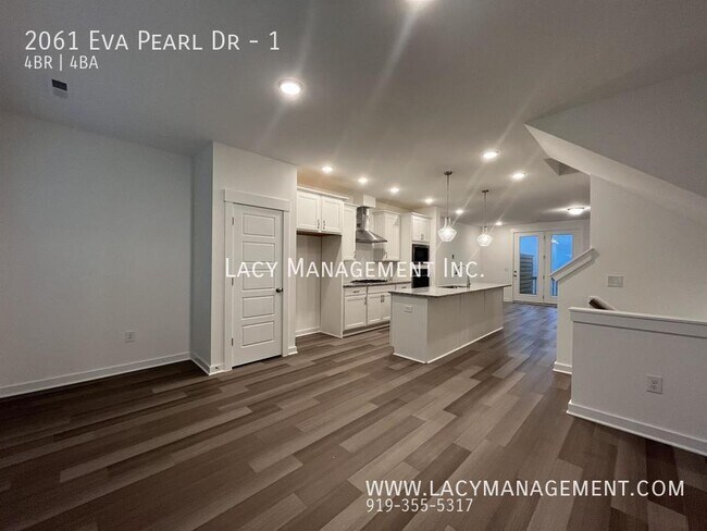 Building Photo - 2061 Eva Pearl Dr