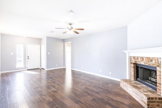 Building Photo - 2507 Alamocitos Creek Dr