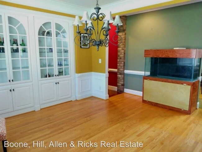 Foto del edificio - 4 br, 3 bath House - 7938 Briar Creek Road