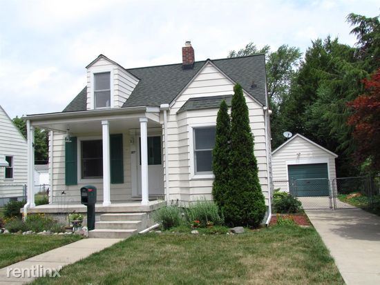 Primary Photo - 3 br, 1 bath House - 207 E Forest Ave