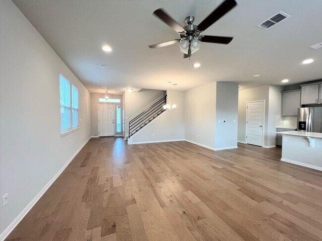 Building Photo - 6413 Owl Creek Ln