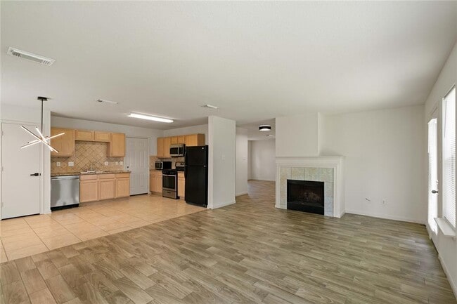 Building Photo - 6942 Shining Sumac Ave
