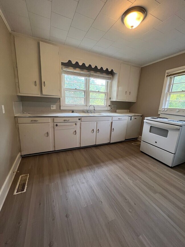 Building Photo - 2 Bed Single Family Home (Monroe, NC)