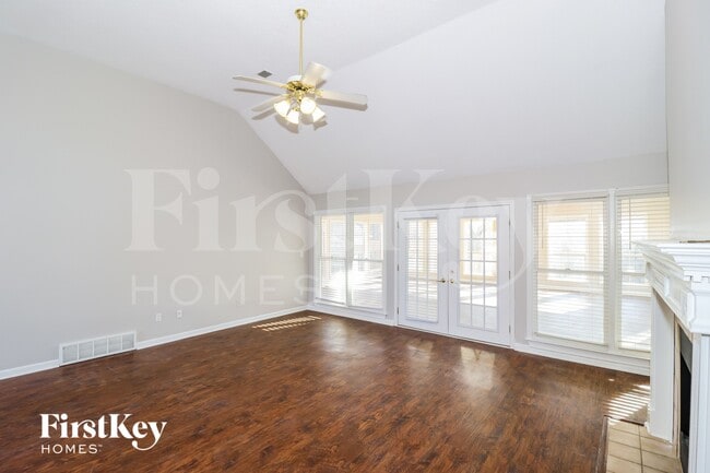 Foto del edificio - 7353 Kevinridge Cove W