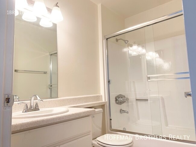 Building Photo - 3130 Bagley Ave