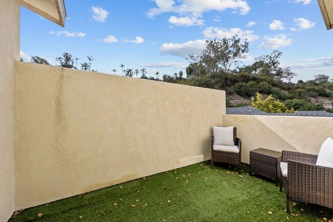 Building Photo - 5675 Campanile Way