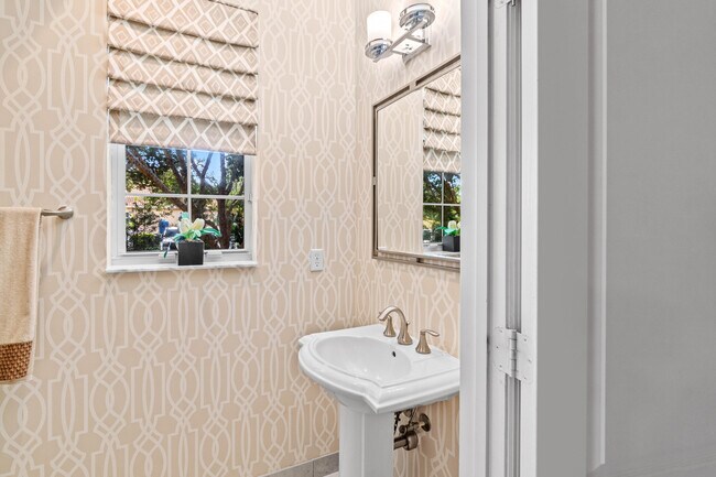 Building Photo - 5957 Monterra Club Dr