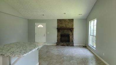 Building Photo - 5484 Glen Haven Dr