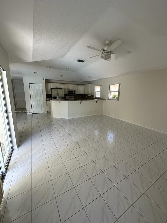 Foto del edificio - 6334 NW 43rd Terrace