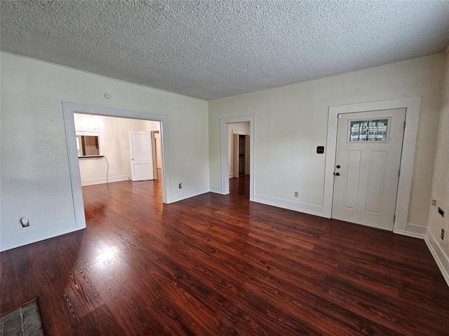 Building Photo - 1634 Poplar St