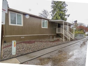 Building Photo - 11635 Bunting Ln NE