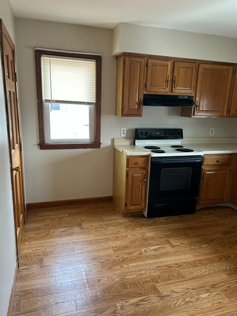 Foto del edificio - 122 Kinsley St