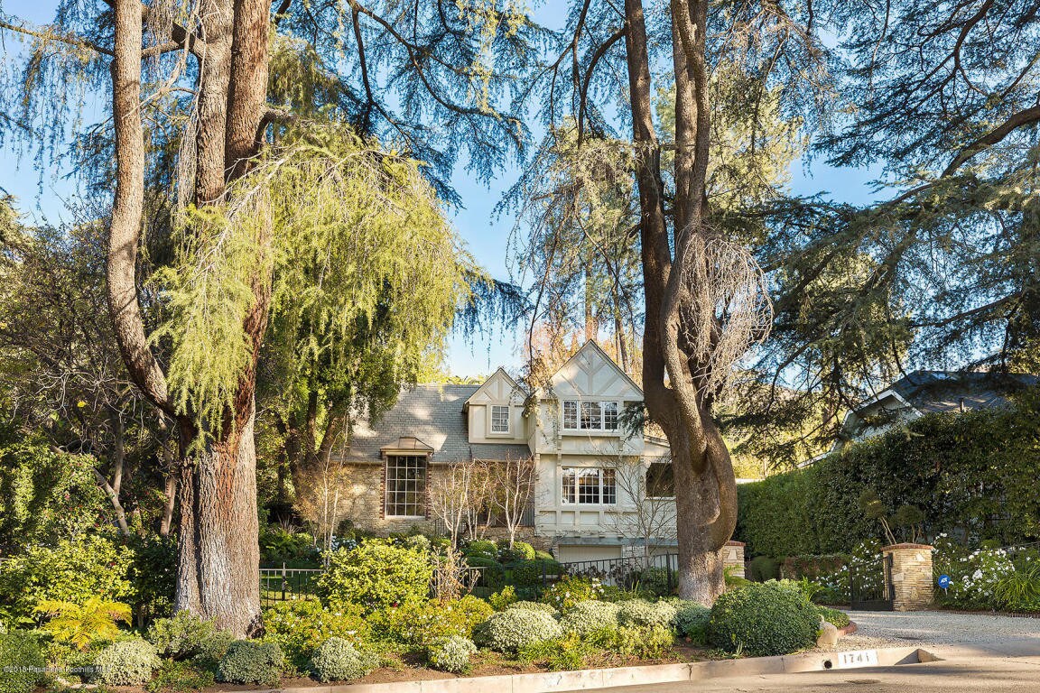 25 Apartments Available for Rent in La Canada Flintridge, CA