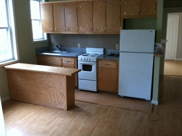 Interior Photo - 609 Whitelock St