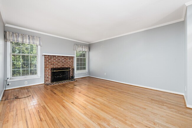 Building Photo - 41 Stonehurst Ct