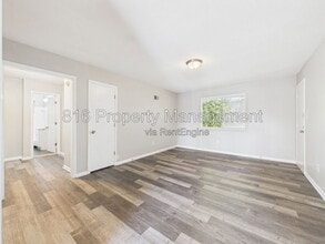 Building Photo - 8034 Campbell St
