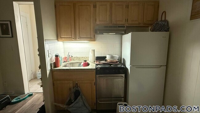 Building Photo - 62 Boylston St