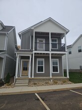 Building Photo - 1333 Belfair St
