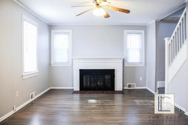 Building Photo - 6704 Boxwood Drive