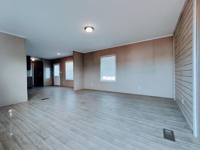 Foto del edificio - 205 W Tower Ln