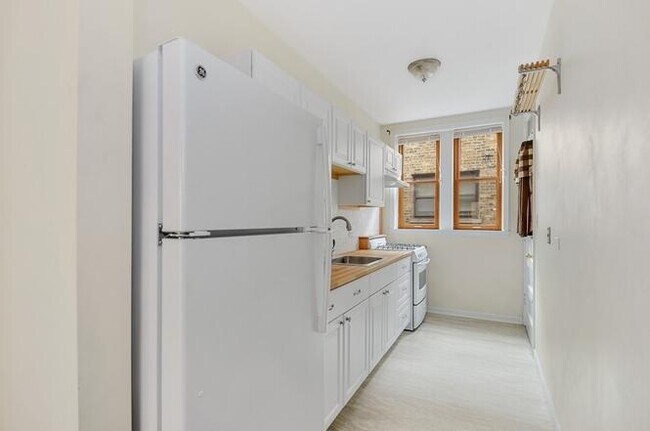 Updated Kitchen - 1214 W Jarvis Ave
