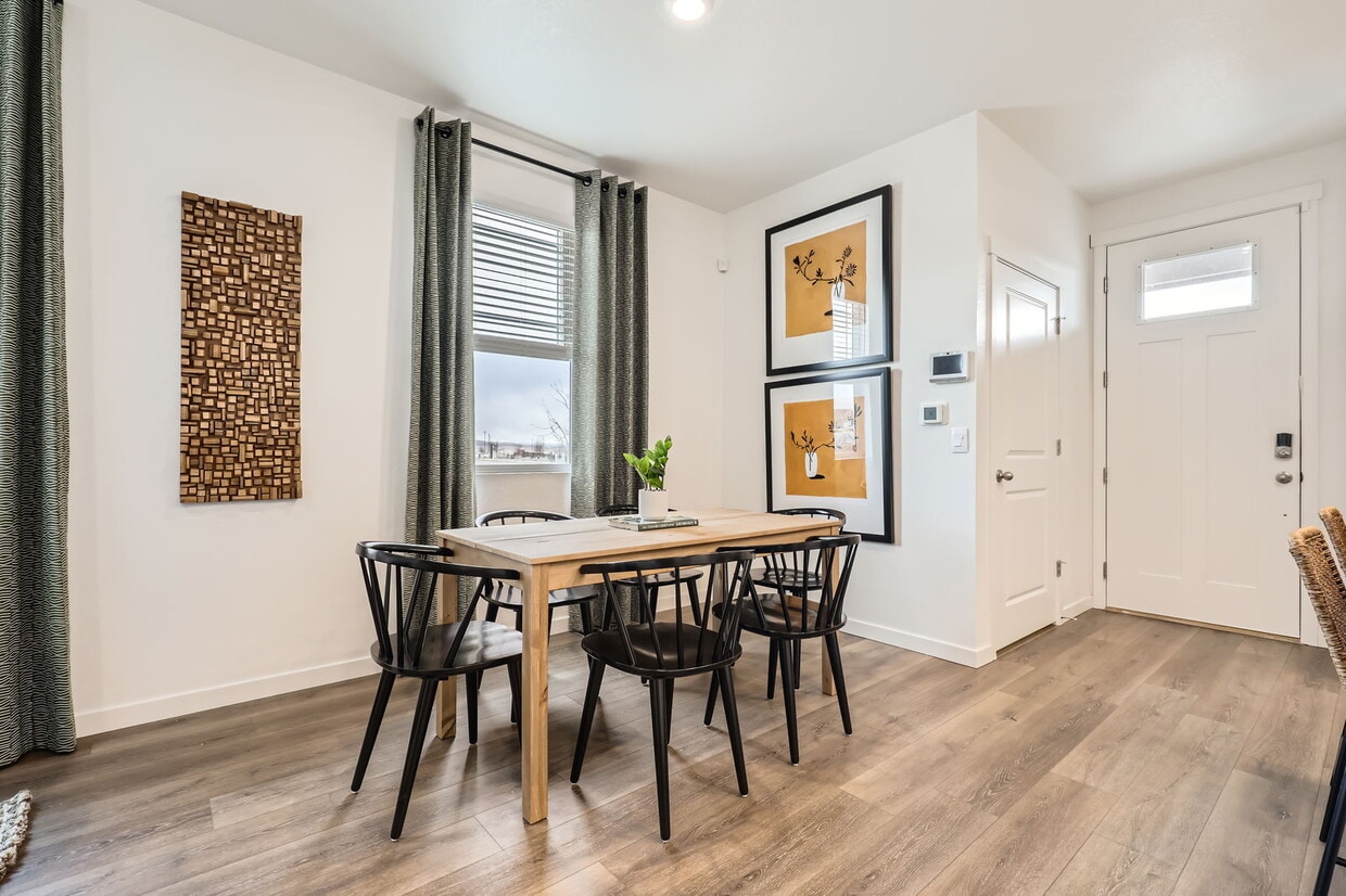 Best HD Pictures about  Rooms For Rent Aurora Co  with No AI Images