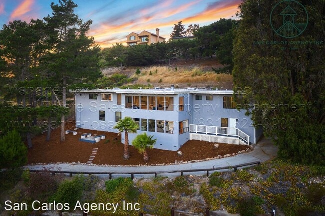 Building Photo - 5 br, 3.5 bath House - 25075 Outlook Drive