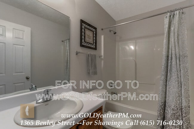 Building Photo - 1349 Benley St