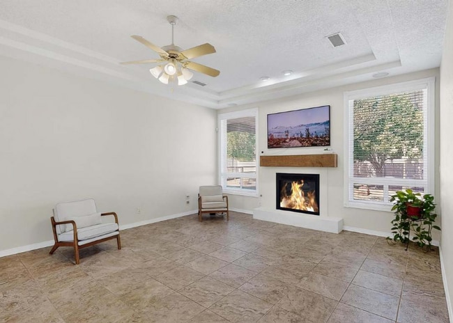 Building Photo - 3945 Bay Hill Loop SE