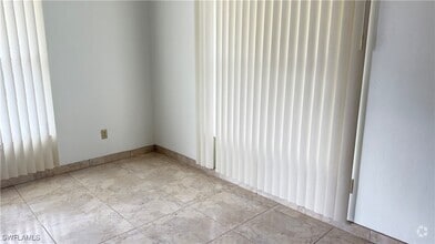Building Photo - 8 Tangelo Ct