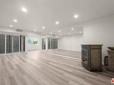 Foto del edificio - 423 S Rexford Dr