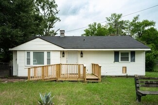 Building Photo - 3220 Alpine Rd