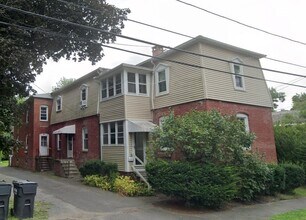 Building Photo - 54 Williams St