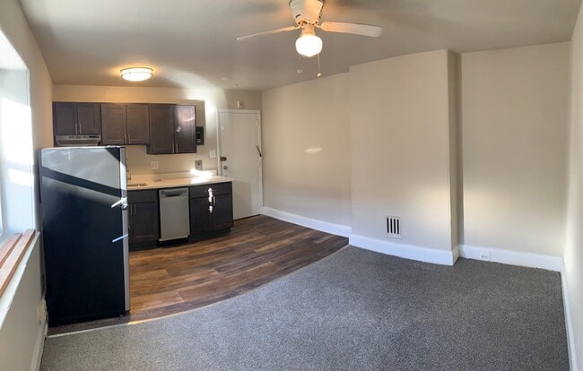 Foto del edificio - 4412 Osage Ave