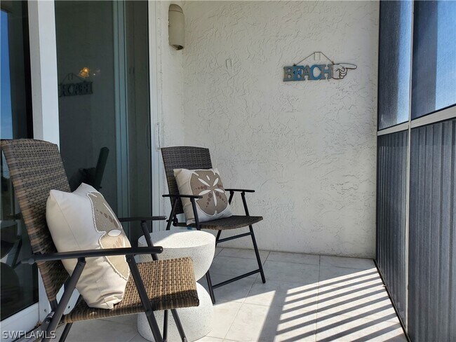 Foto del edificio - 5600 Bonita Beach Rd SW