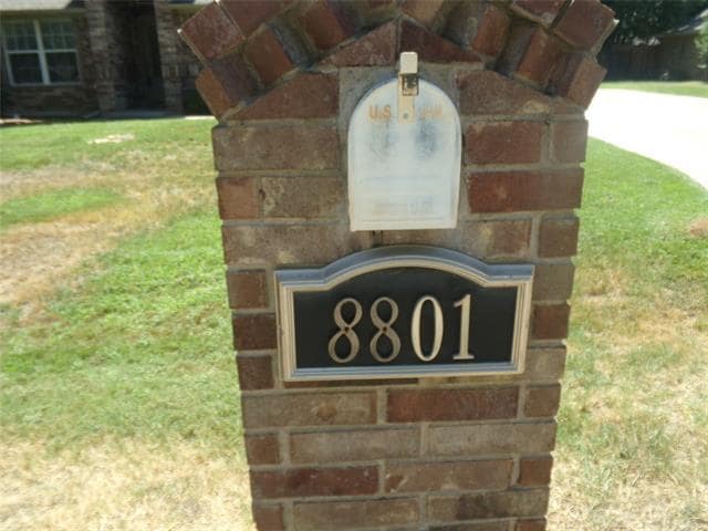 Building Photo - 8801 The Briers Ct
