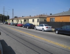 Building Photo - 9615-9619 S Hoover St