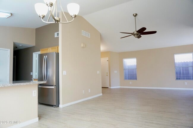 Building Photo - 3033 E Hononegh Dr