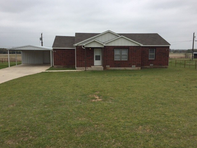 Foto principal - Charming 3 Bedroom 2 Bath Decatur TX