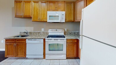 Interior Photo - Signal Hill Apartment Homes