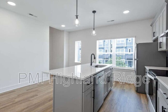 Foto del edificio - 700 N Dupont Ave