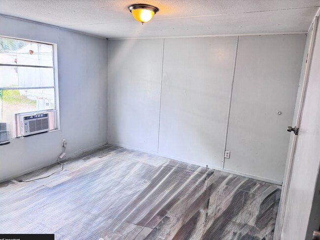 Foto del edificio - 19 Kinnett Dr