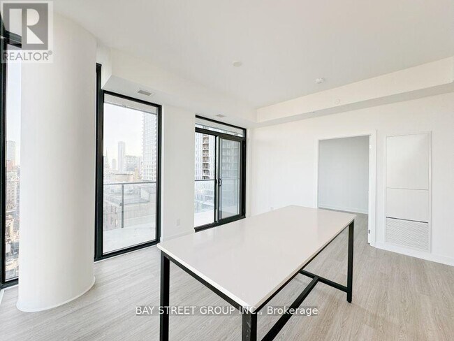 Photo du bâtiment - 47 Mutual St