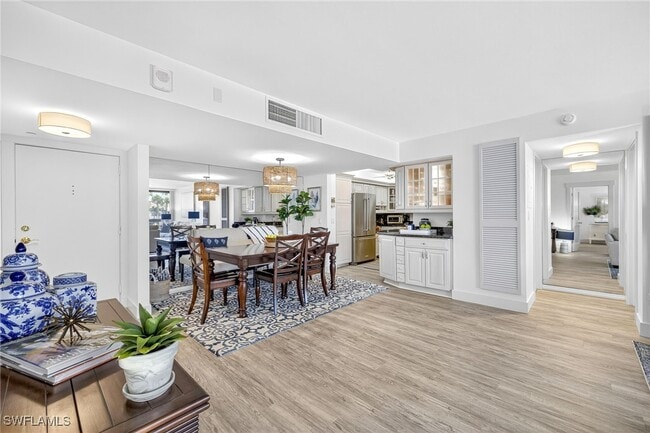 Foto del edificio - 4001 Gulf Shore Blvd N